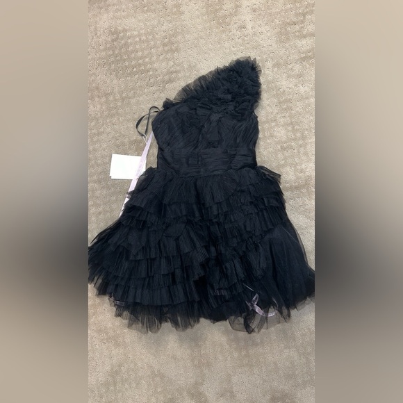 Mac Duggal 20600 NWT Black Tulle Ruffle One Shoulder Mini Dress - Picture 5 of 9